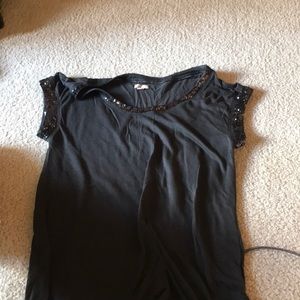 Aerie grey top with sparkly edges!